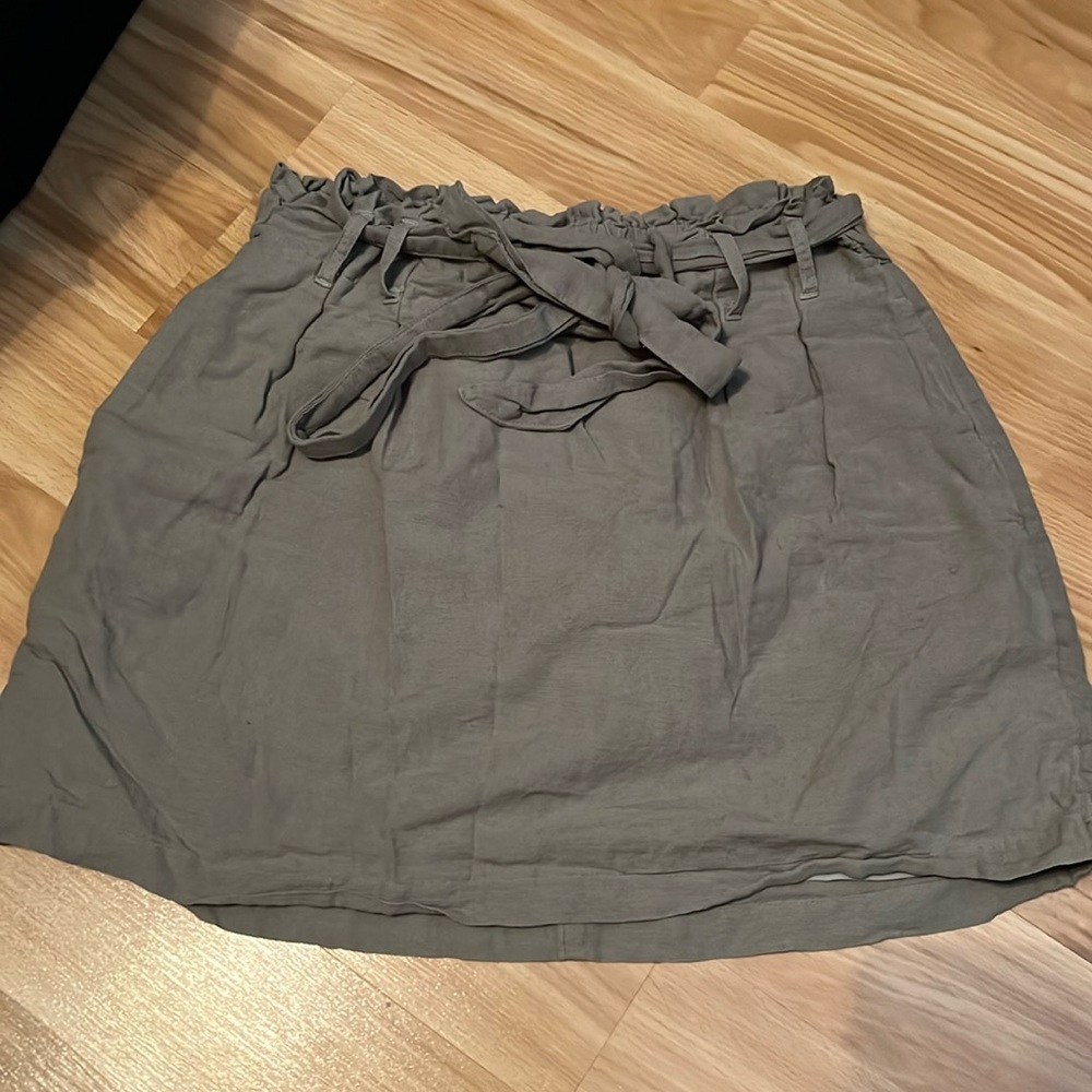 American eagle army green skirt
